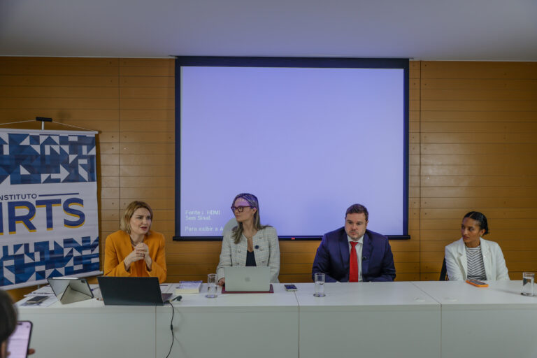 O Instituto IRTS realizou a 25ª Mesa de Debates com o tema “Emenda Regimental nº 53/2026 e Arguição de Relevância no STJ”.